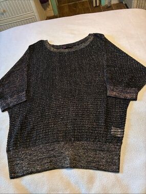 t/o 2/3rds arm length sweater.